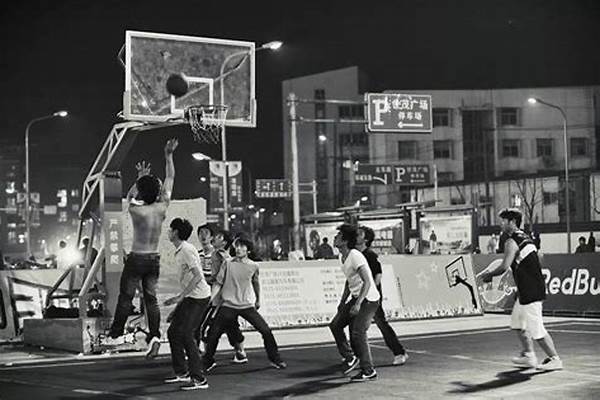 请问，街头篮球和正规篮球规则上有什么不同